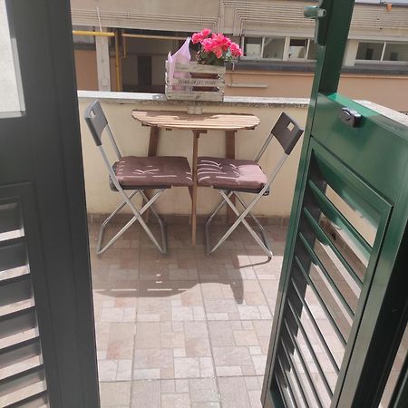 Palazzo Guasti Appartamento Guido Πράτο Εξωτερικό φωτογραφία