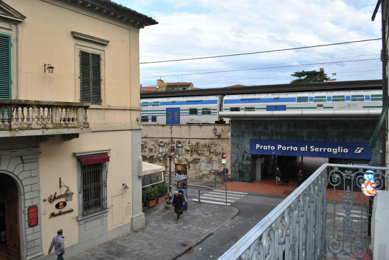 Palazzo Guasti Appartamento Guido Πράτο Εξωτερικό φωτογραφία
